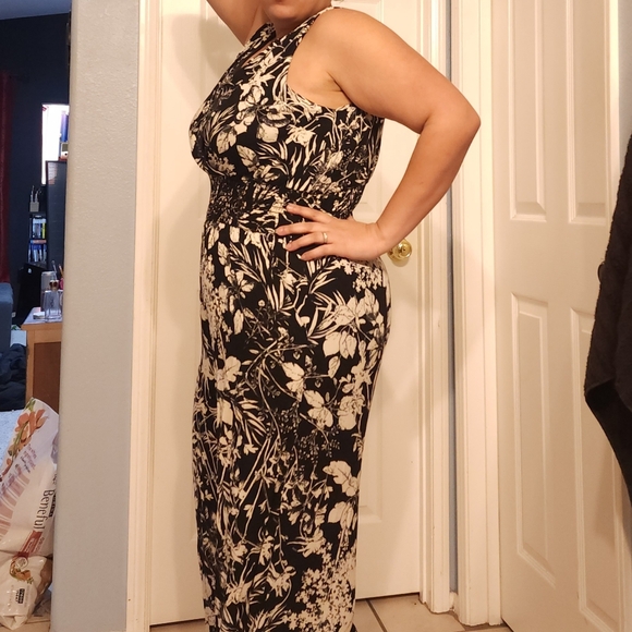 Floral V-Neck Smocked Waist Jumpsuit - Picture 7 of 9